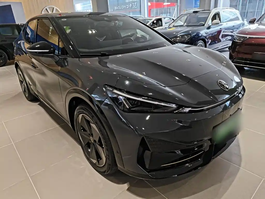 Volkswagen 06 2024 Ultra