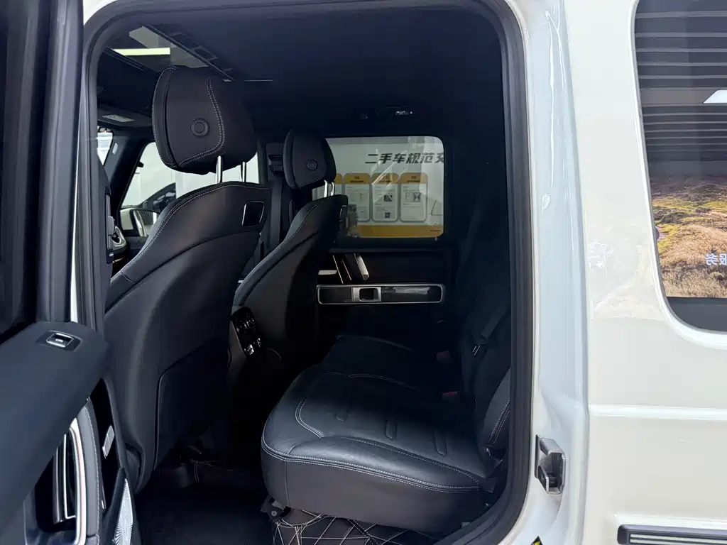 Mercedes-Benz G-Class — миниатюра 14