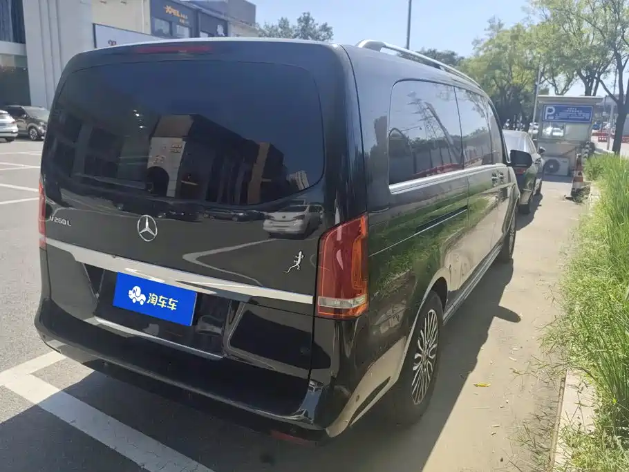 Mercedes-Benz V-Class — миниатюра 3
