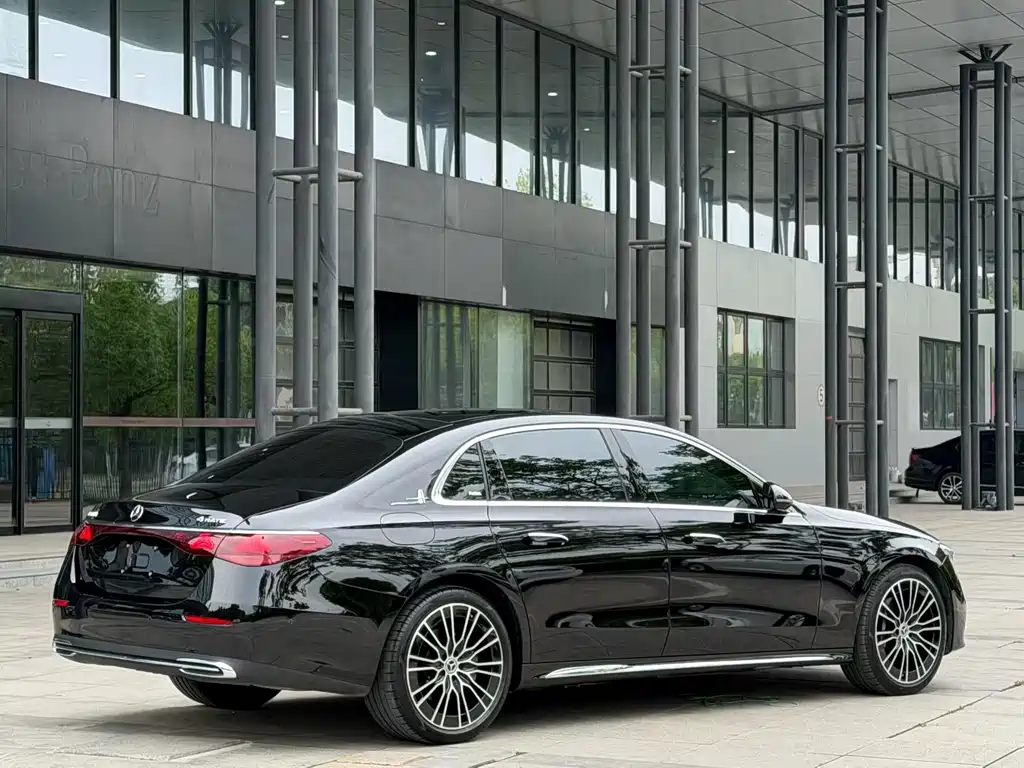 Mercedes-Benz E-Class E 2025 E 300 L Luxury