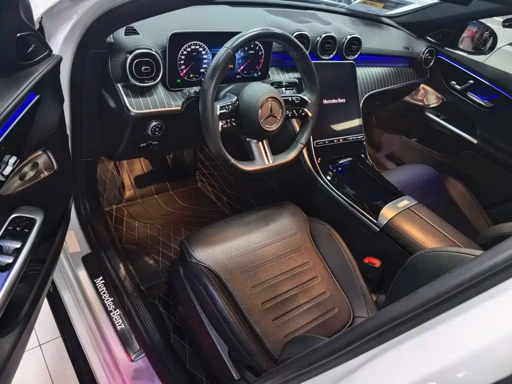 Mercedes-Benz C-Class — миниатюра 15