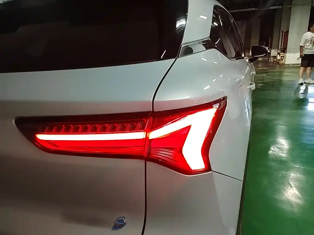 Wuling Xingguang S — миниатюра 24