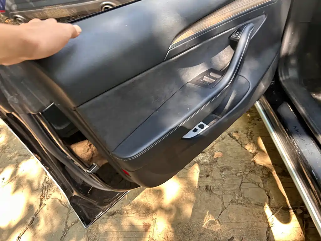 Tesla Model 3 — миниатюра 13
