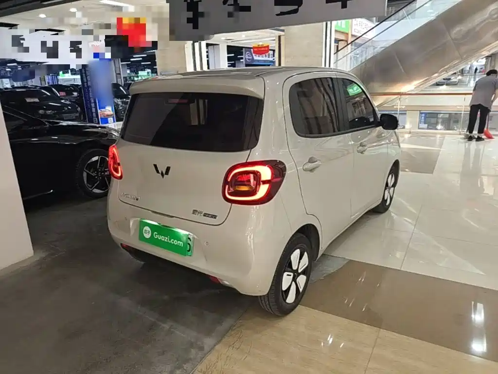 Wuling MINIEV — миниатюра 7