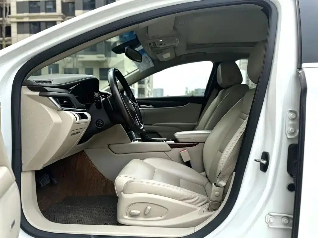 Cadillac XTS — миниатюра 4