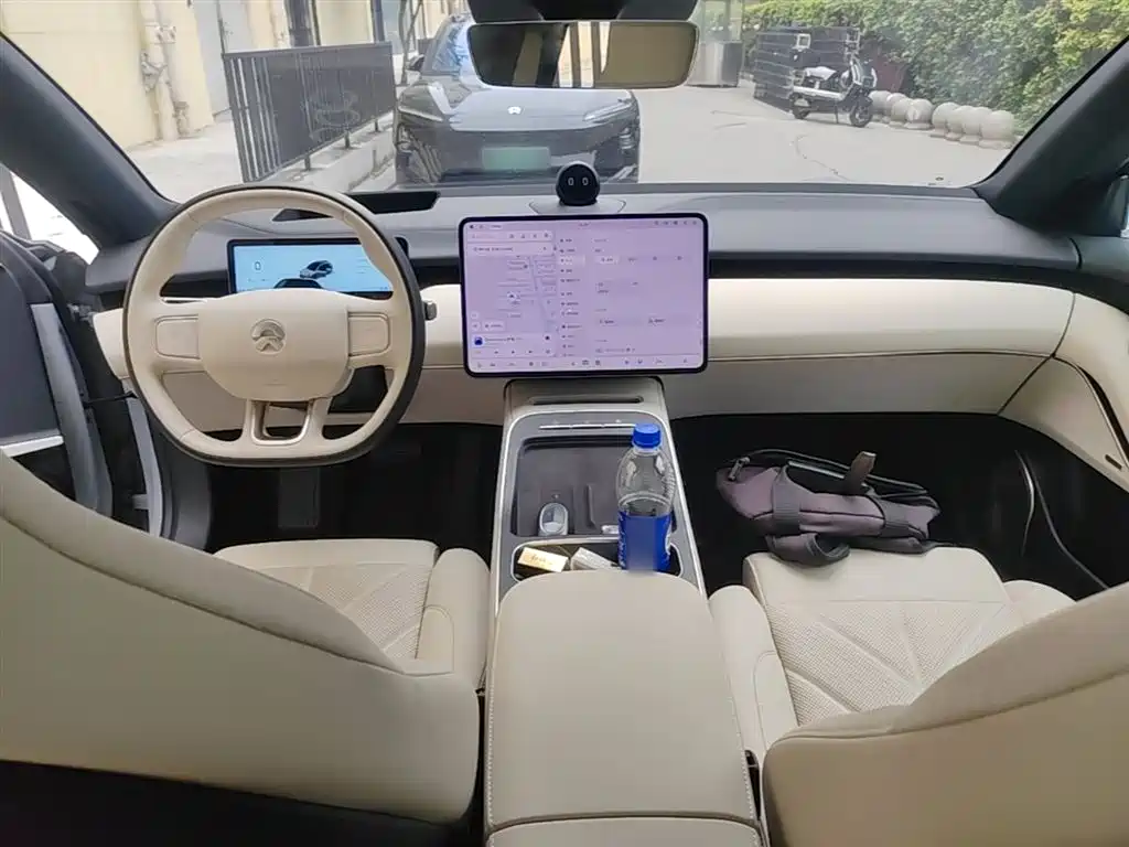 NIO ET5T 2025 75kWh Touring