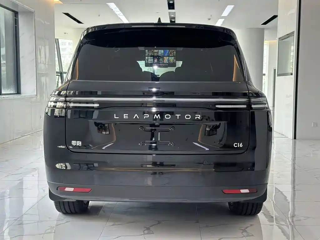 Leapmotor Leapmotor C16 — миниатюра 8