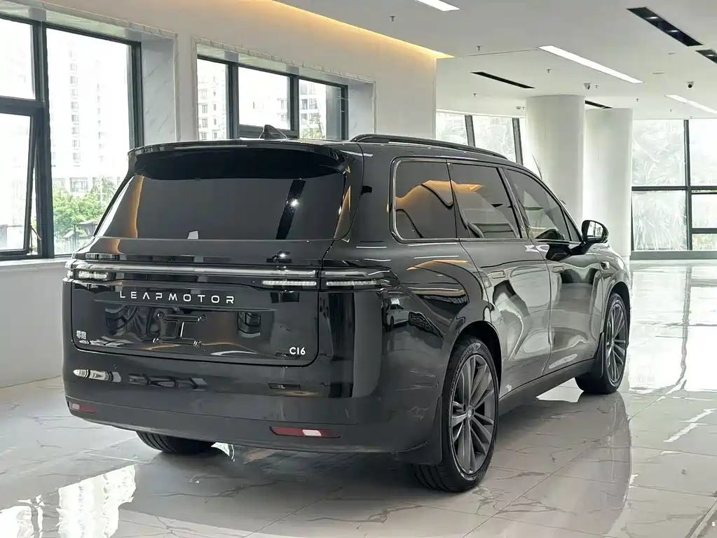 Leapmotor Leapmotor C16 — миниатюра 7