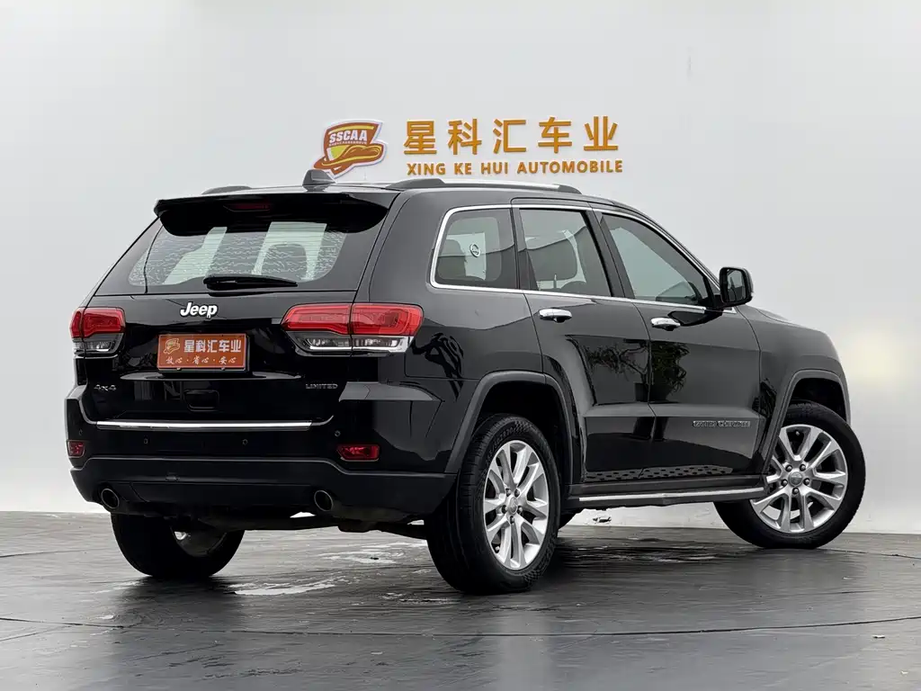 JEEP GRAND CHEROKEE