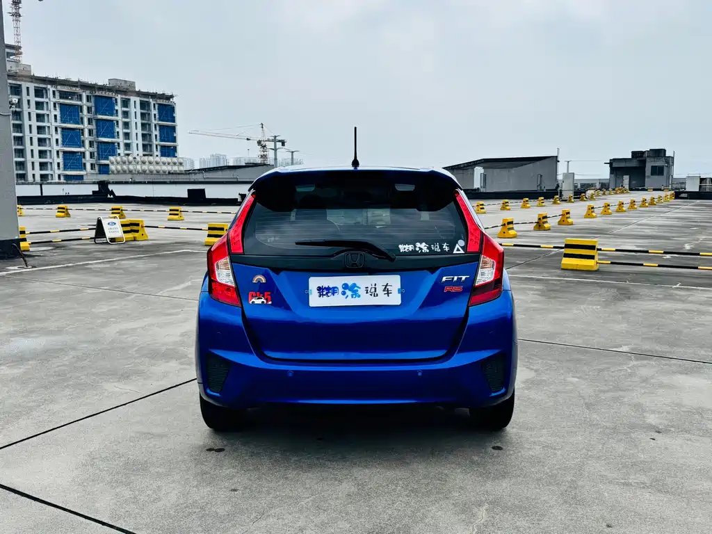 Honda Fit — миниатюра 5