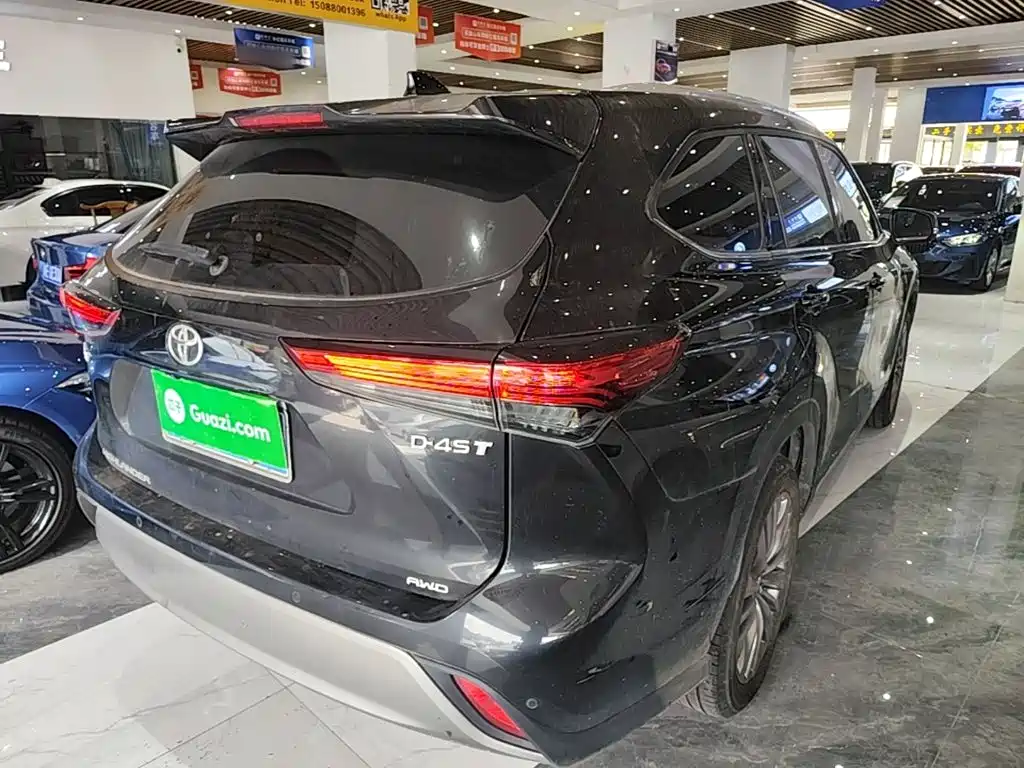 Toyota Highlander — миниатюра 7