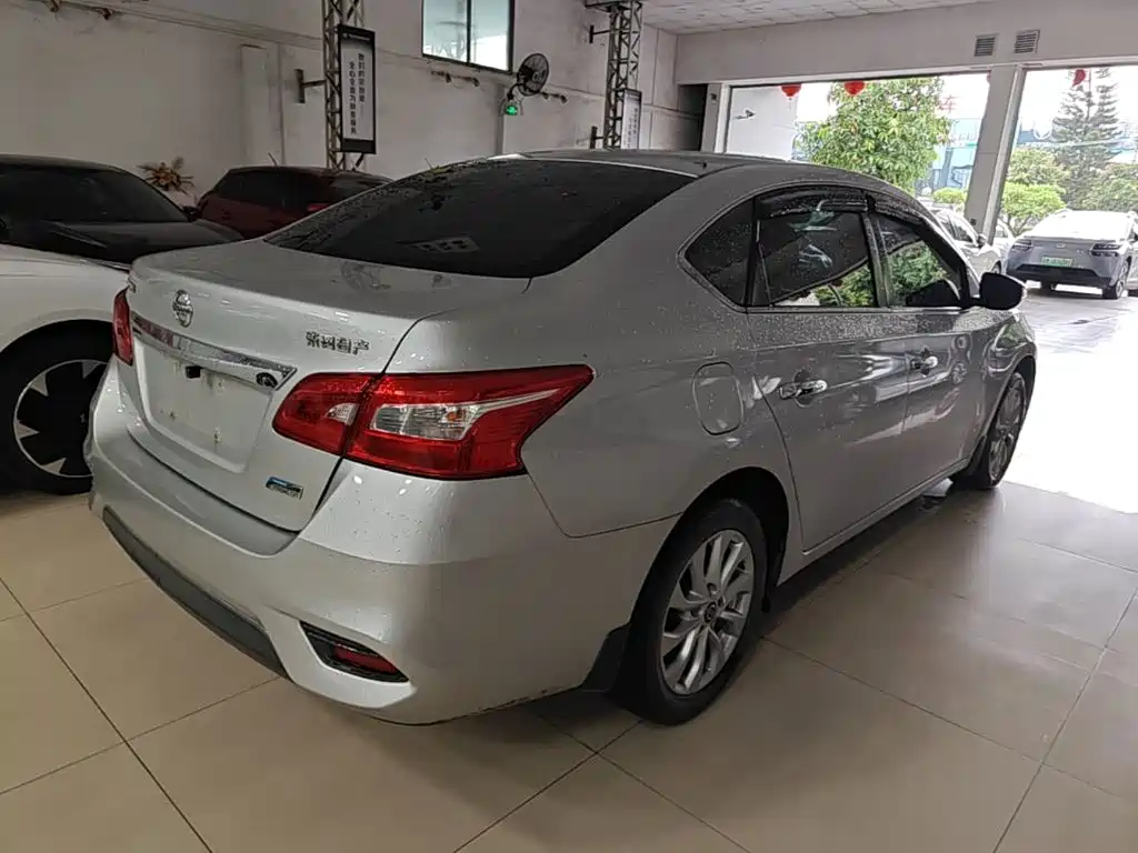 Nissan Sylphy — миниатюра 7