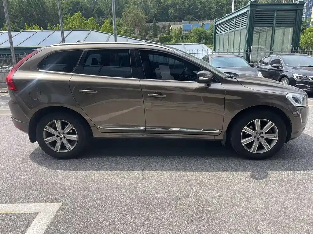 Volvo XC60 2015 T5