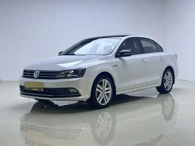 Volkswagen Sagitar 2018