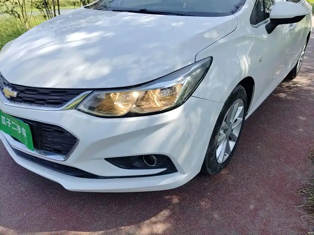 Chevrolet Cruze — миниатюра 24