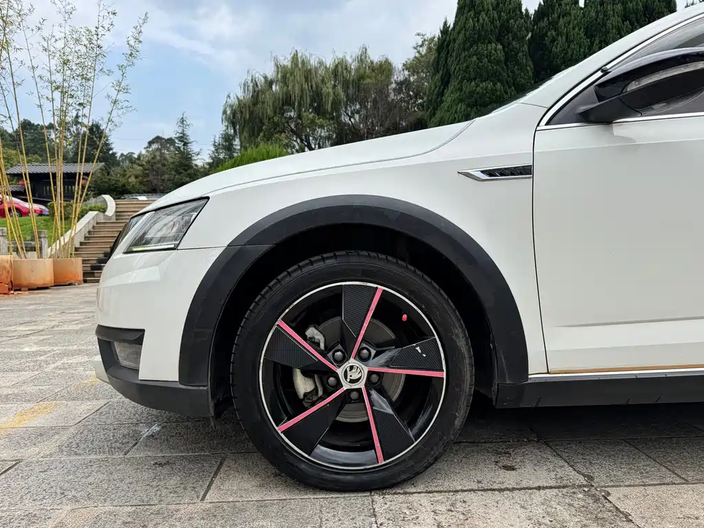 Skoda Octavia — миниатюра 10