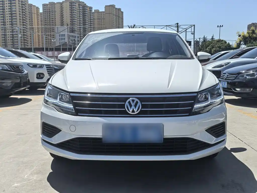 Volkswagen Jetta — миниатюра 8