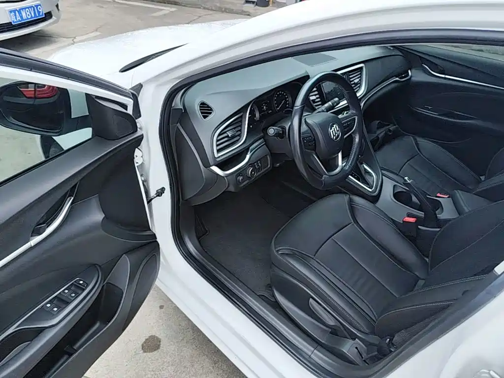 Buick Excelle — миниатюра 16