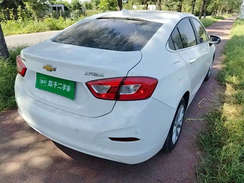 Chevrolet Cruze — миниатюра 7