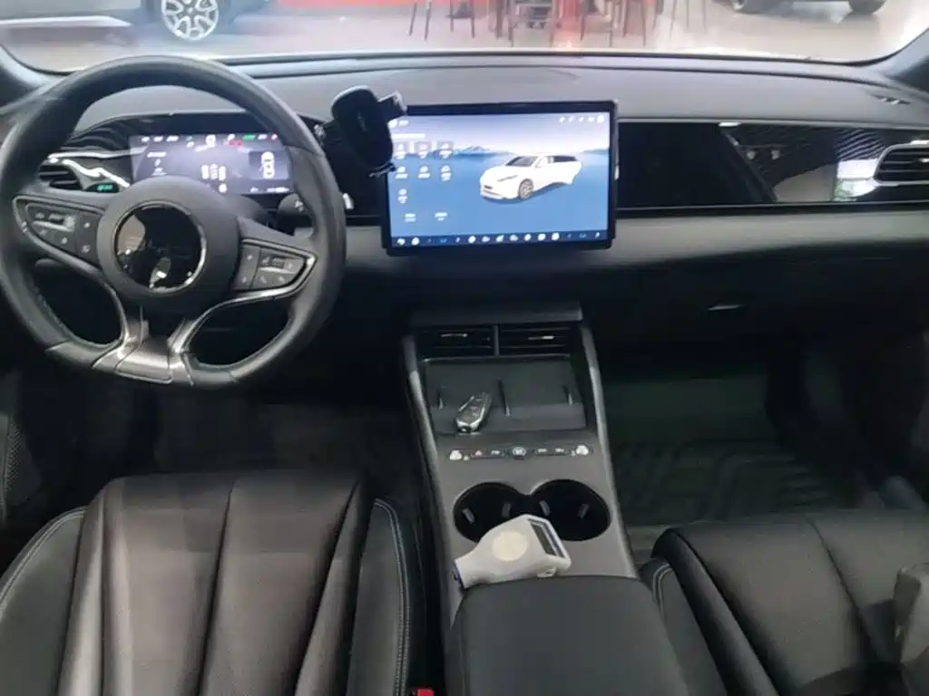 BYD Seal 06 — миниатюра 10