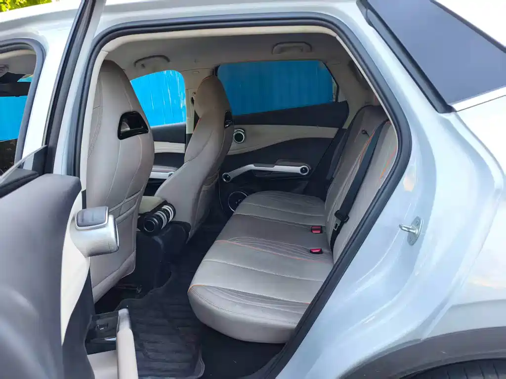 BYD Yuan Plus — миниатюра 6