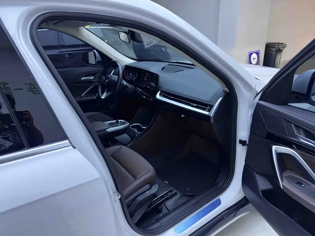 BMW X1 — миниатюра 10