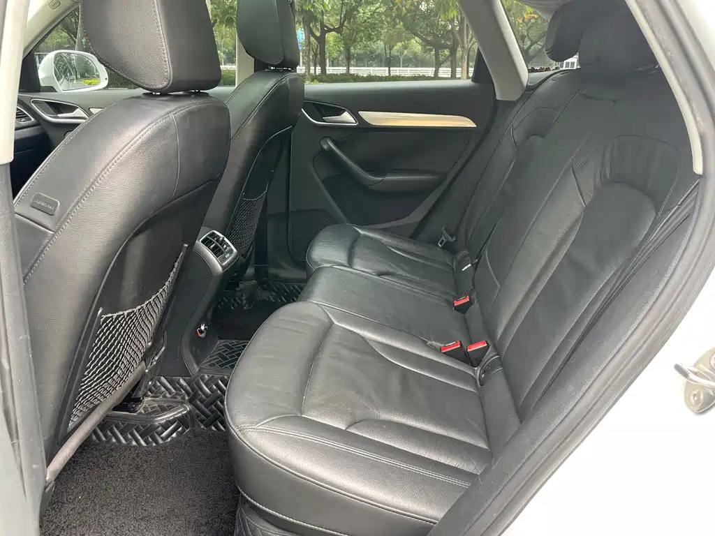 Audi Q3 — миниатюра 5