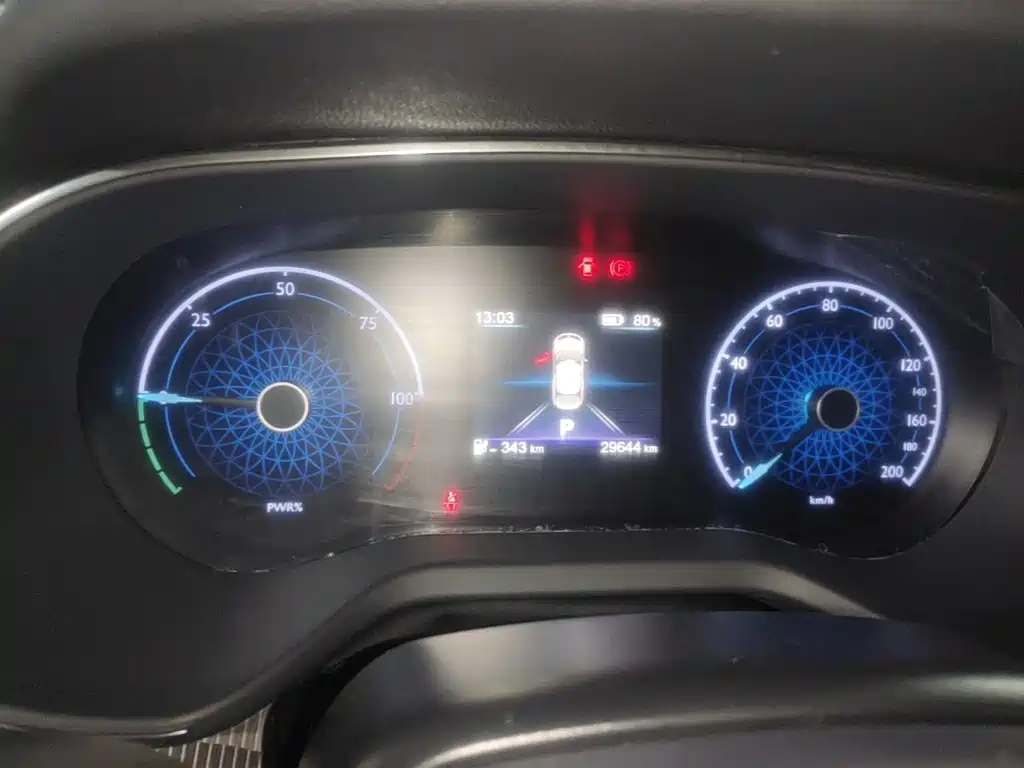 Hongqi Hongqi E-QM5 — миниатюра 12
