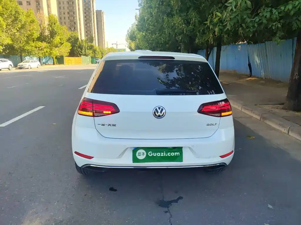 Volkswagen Golf — миниатюра 6
