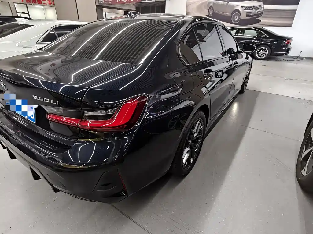 BMW 3 Series — миниатюра 14