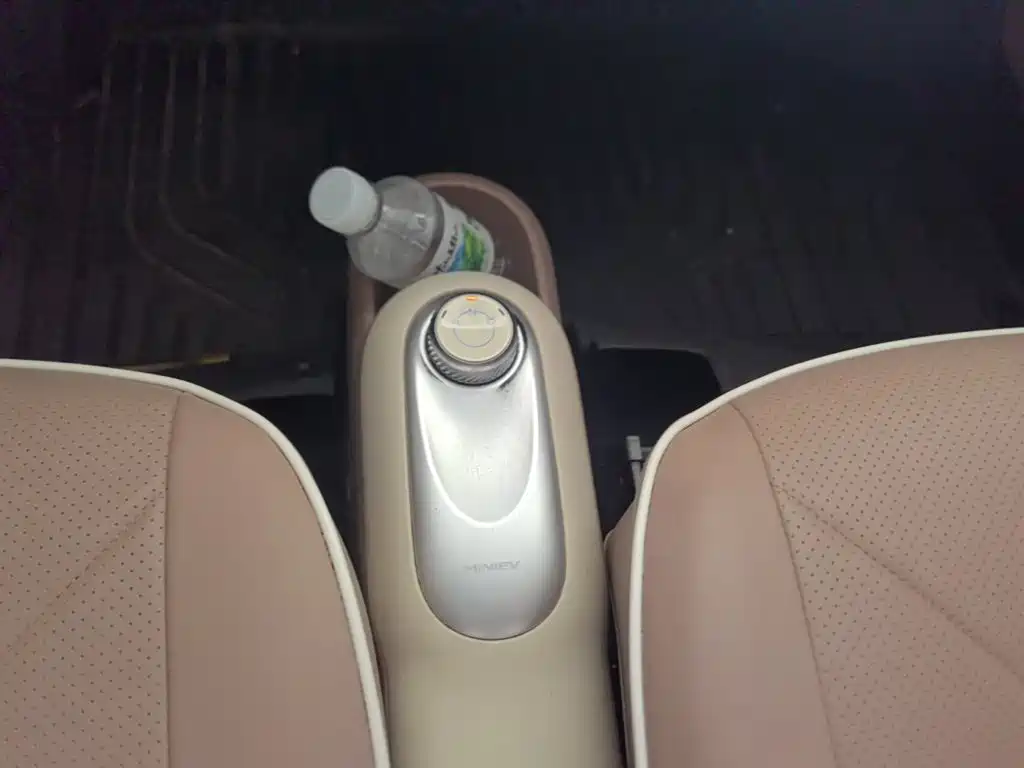 Wuling MINIEV — миниатюра 14
