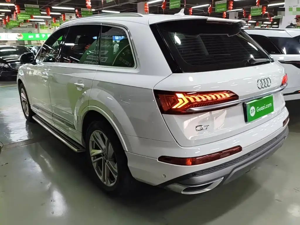 Audi Q7 — миниатюра 5
