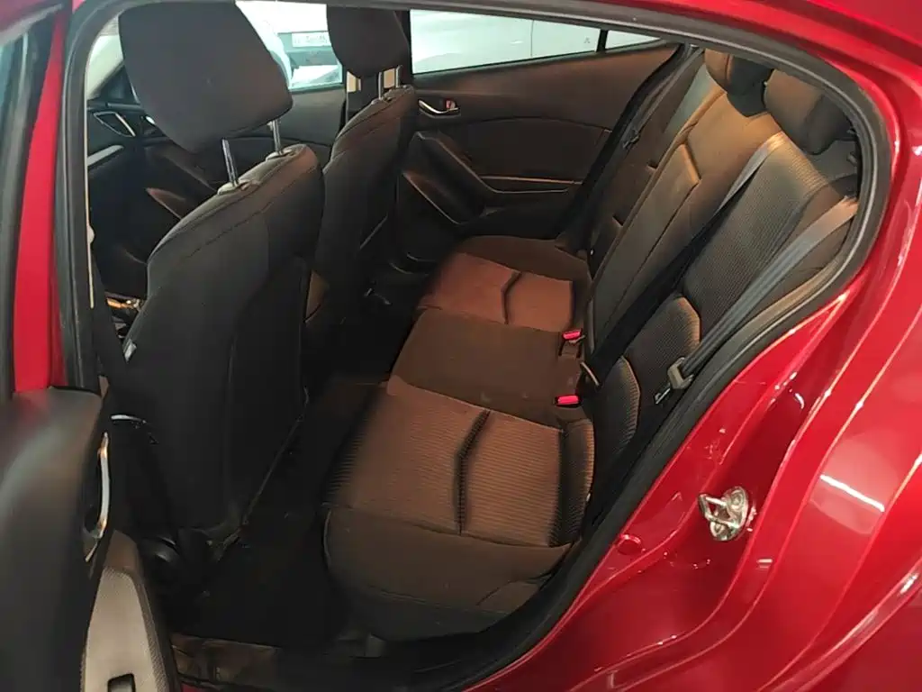 Mazda 3 Axela — миниатюра 17