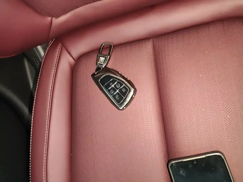 Buick LaCrosse — миниатюра 9