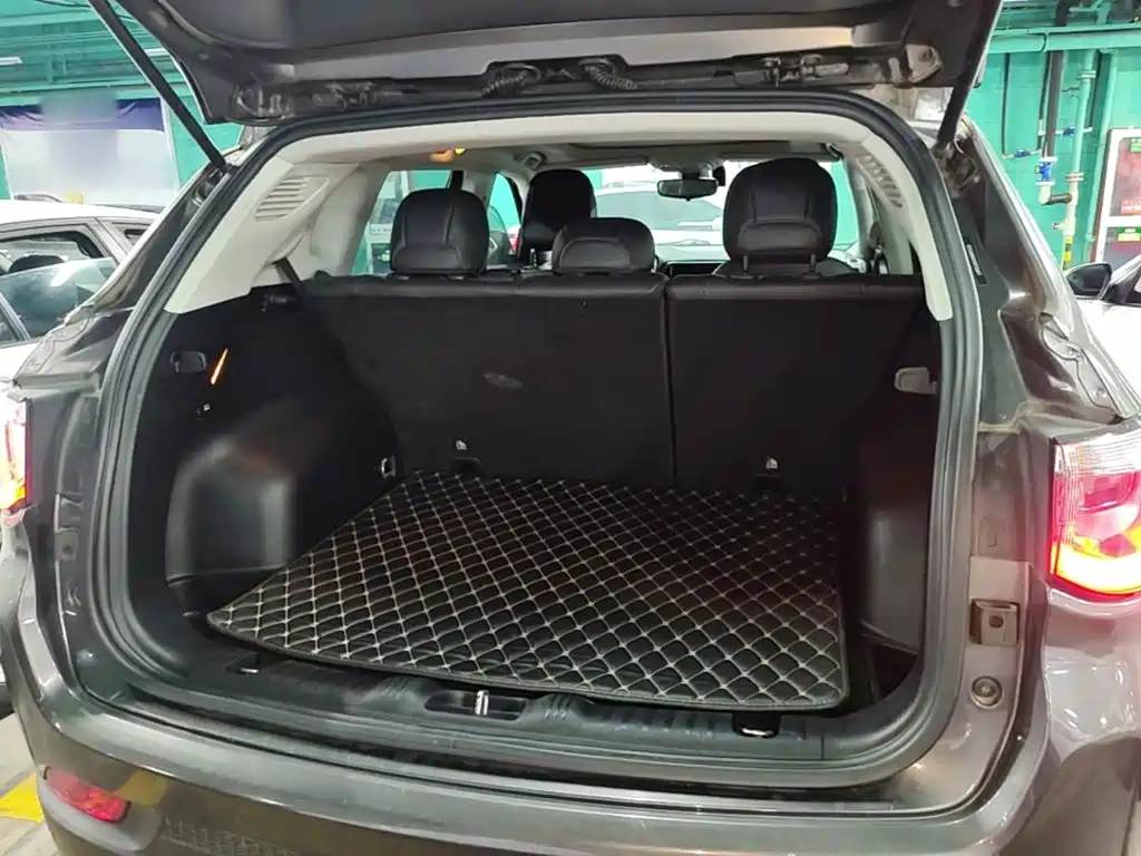Jeep Compass — миниатюра 19