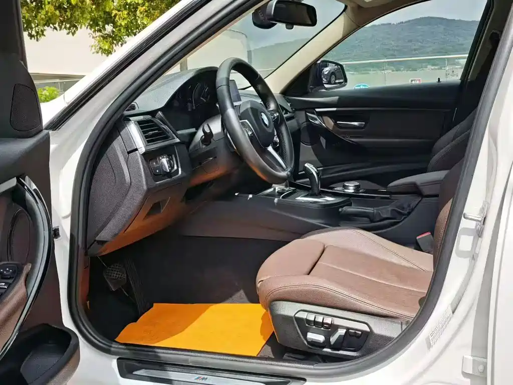 BMW 3 Series 3 2018 320Li Fashion