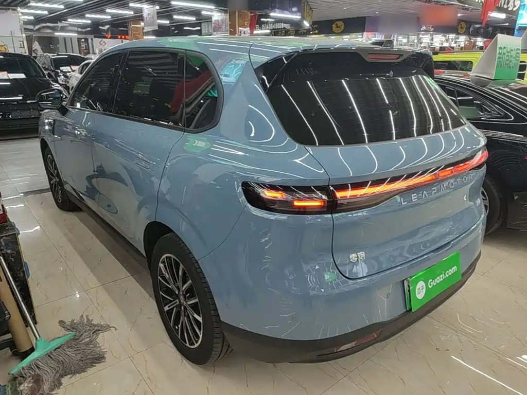 Leapmotor Leapmotor B10 — миниатюра 5