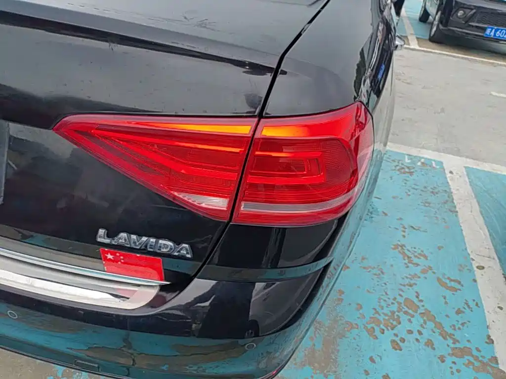 Volkswagen Lavida — миниатюра 8