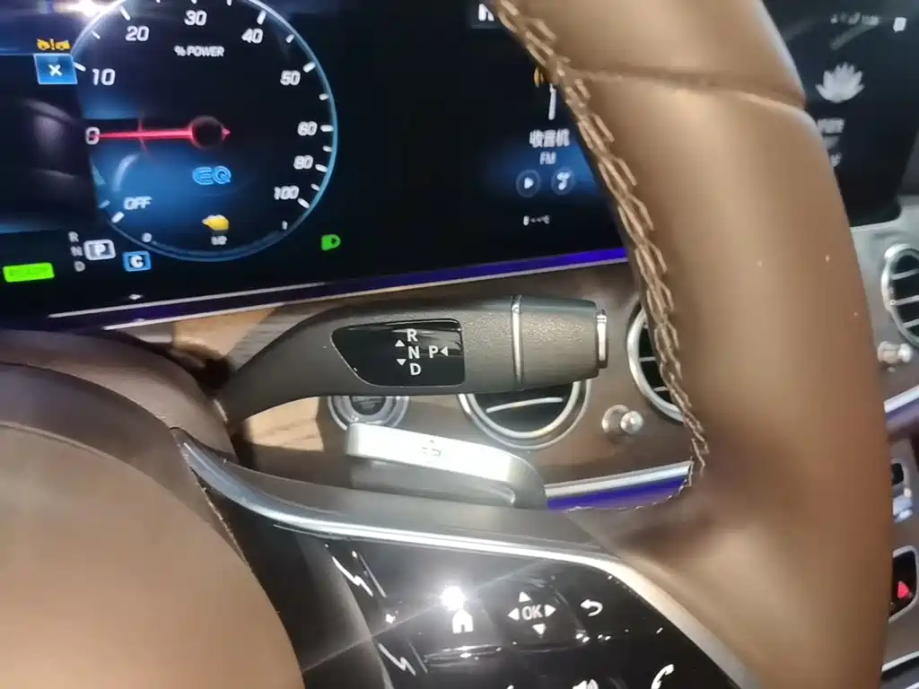 Mercedes-Benz E-Class New Energy — миниатюра 14