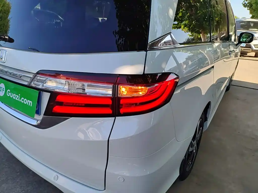 Honda Odyssey — миниатюра 8