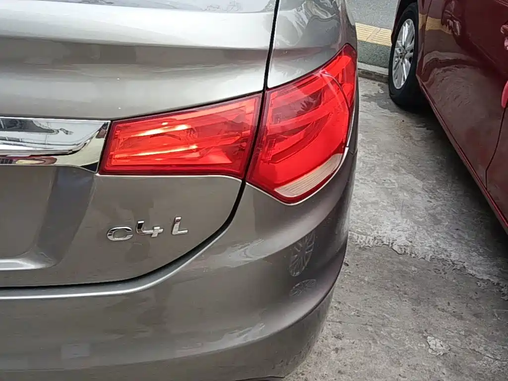 Citroen C4L — миниатюра 8