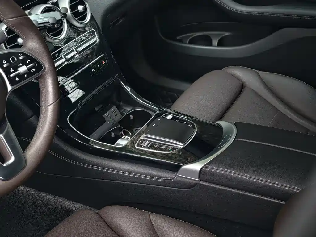 Mercedes-Benz GLC — миниатюра 8