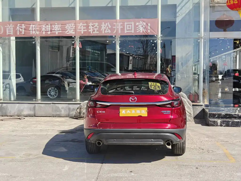 MAZDA CX 4