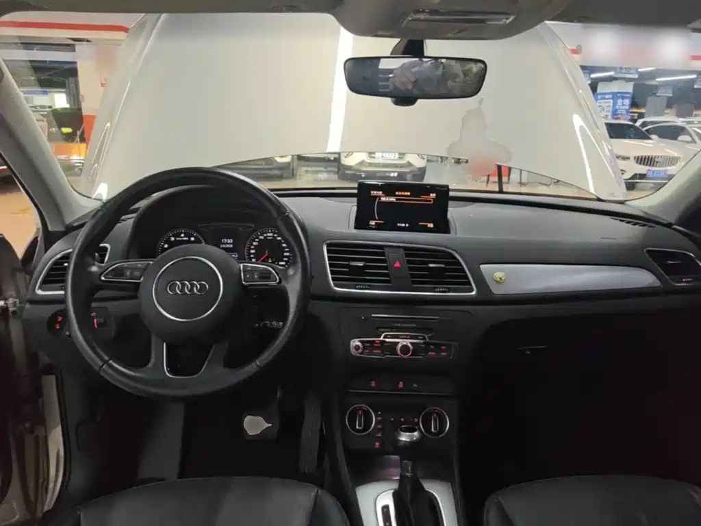 Audi Q3 — миниатюра 10