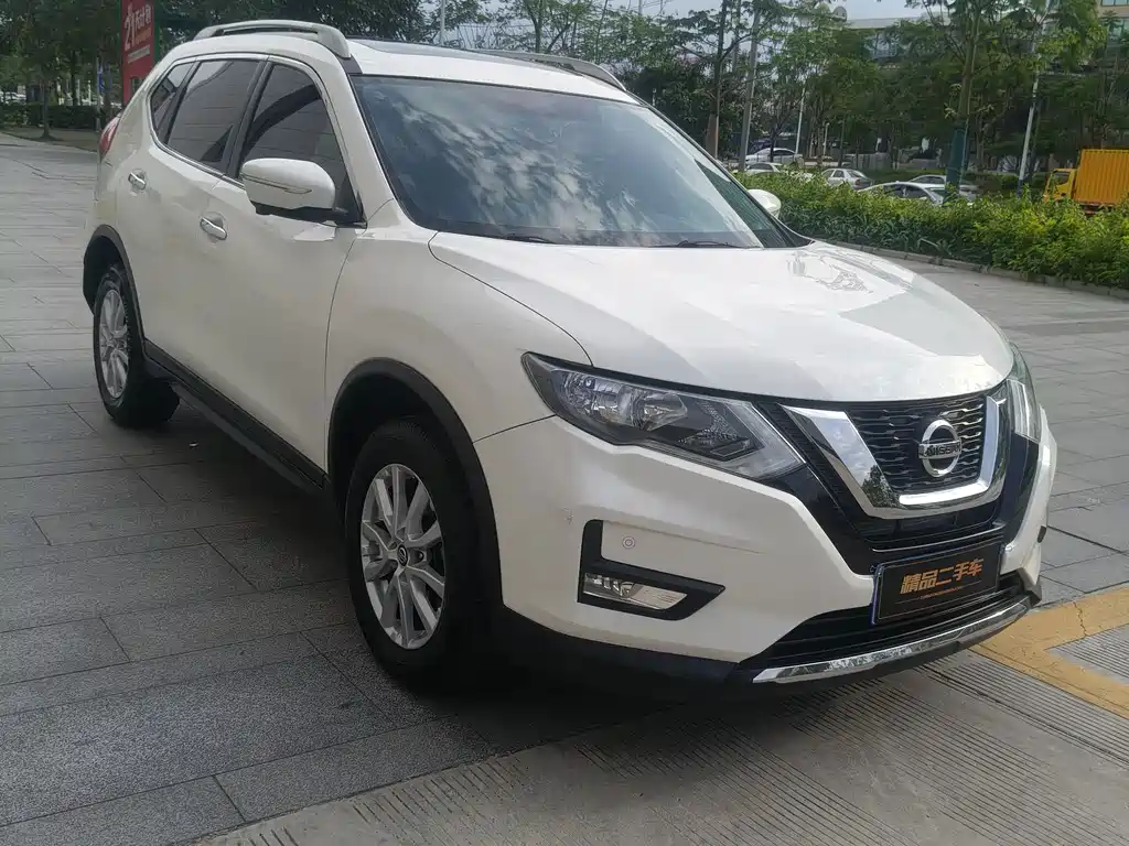 Nissan X-Trail — миниатюра 3