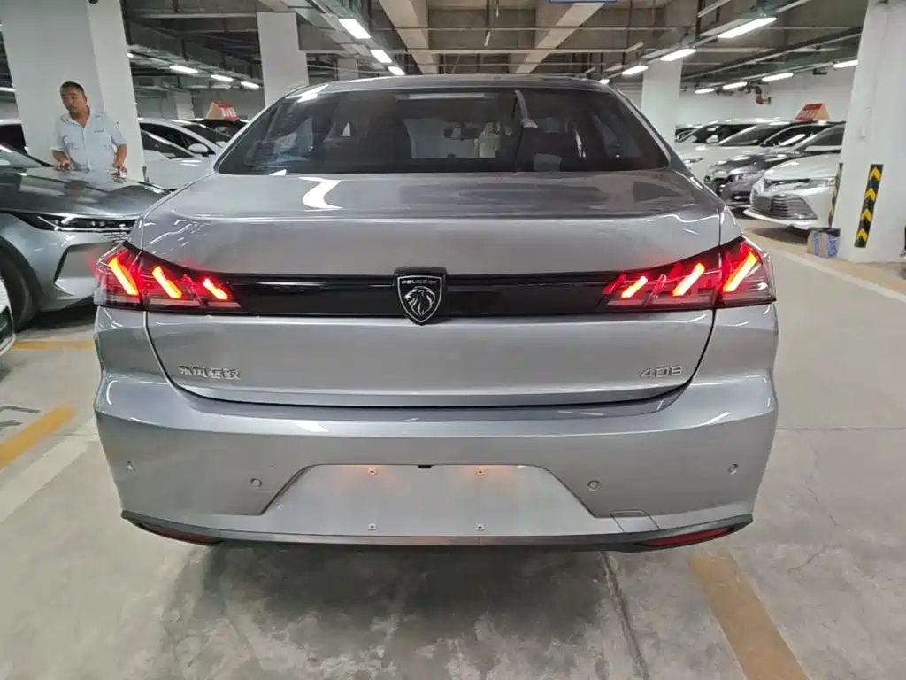 Peugeot 408 — миниатюра 6