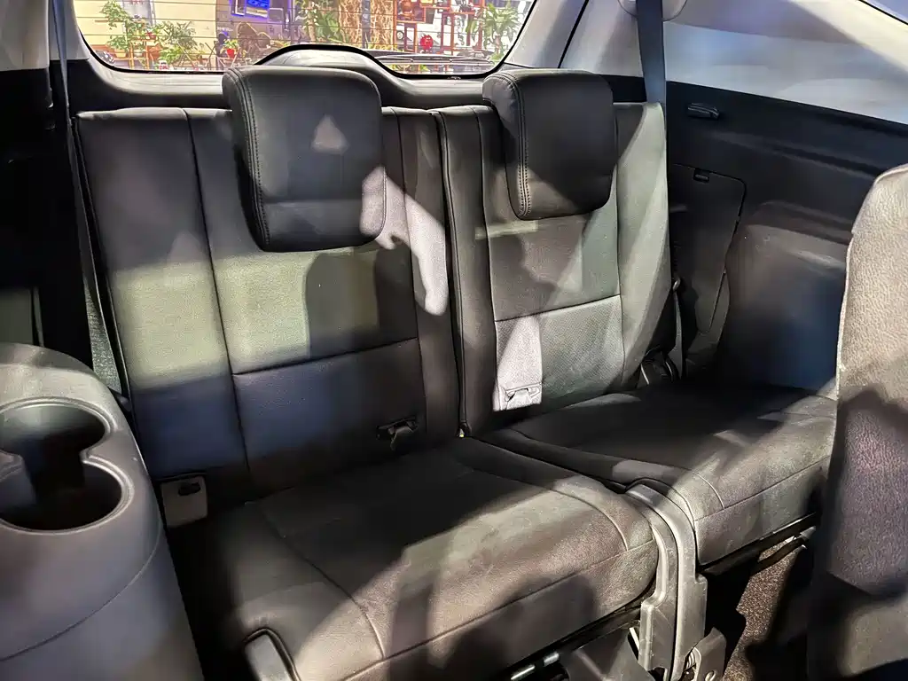 Mitsubishi Pajero Sport (Import) — миниатюра 21