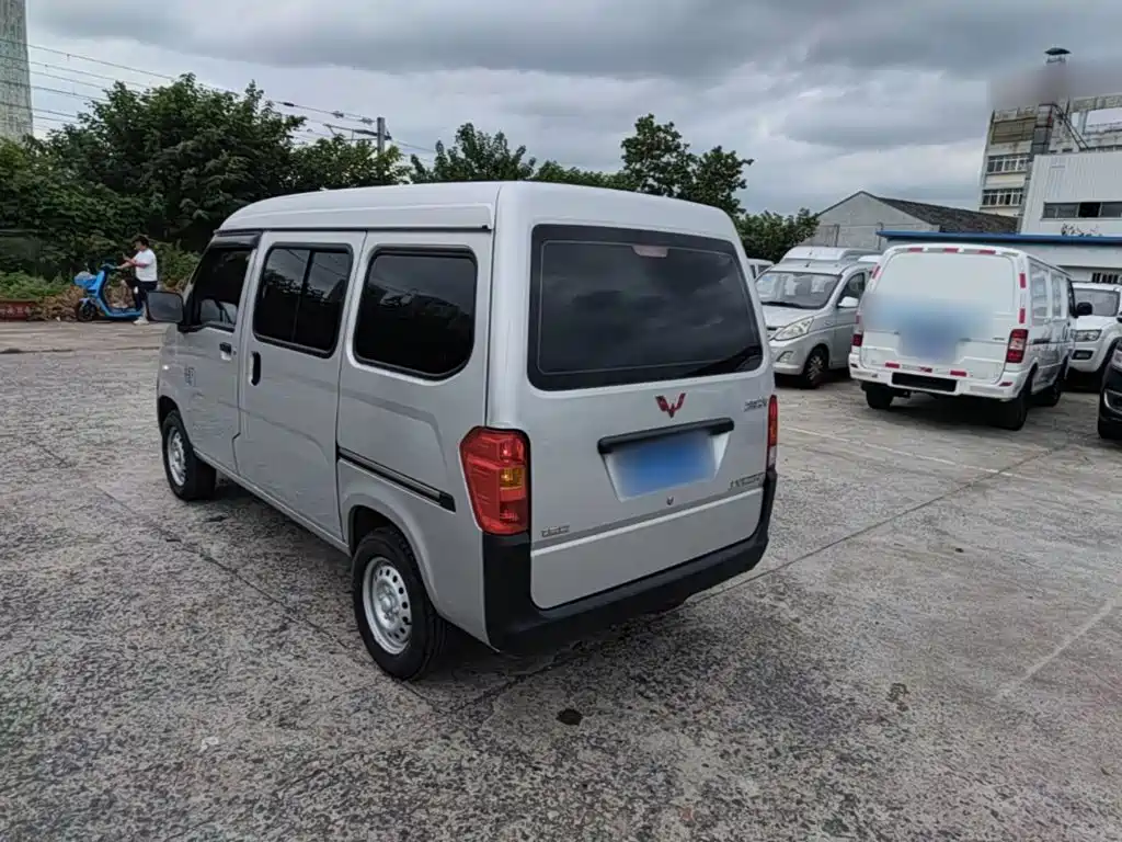 Wuling Zhiguang — миниатюра 5