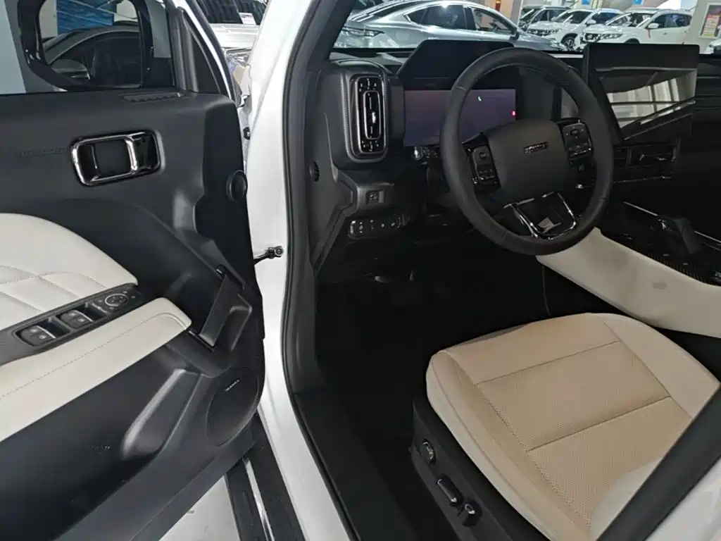 Haval Menglong New Energy — миниатюра 16