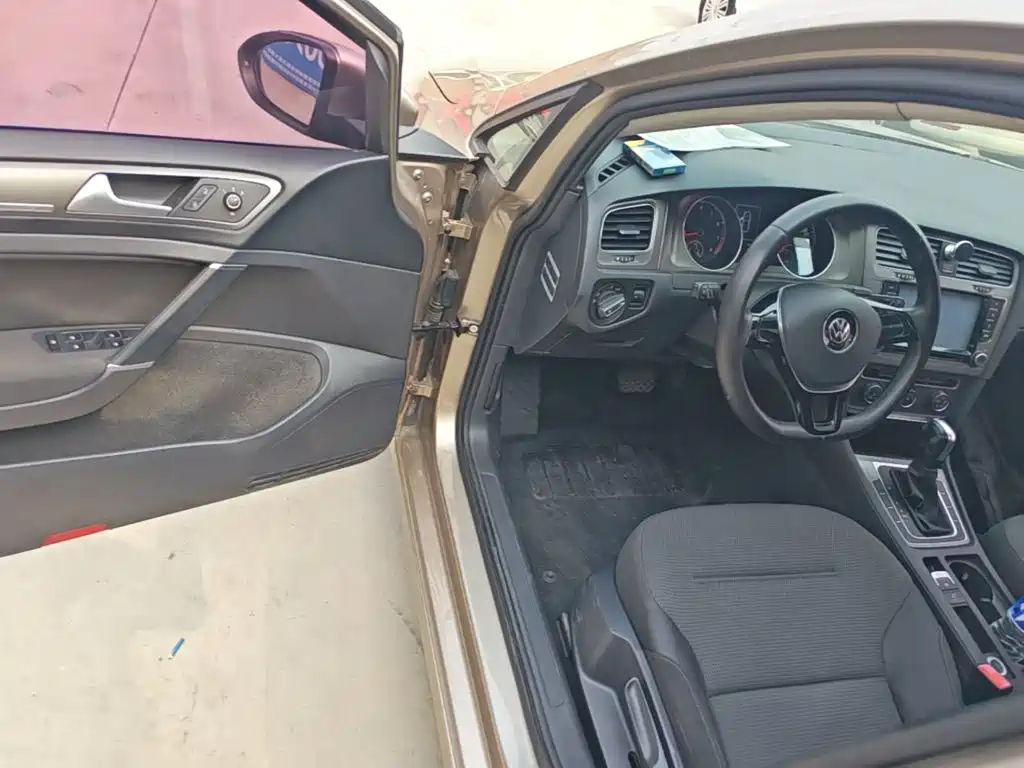 Volkswagen Golf — миниатюра 16